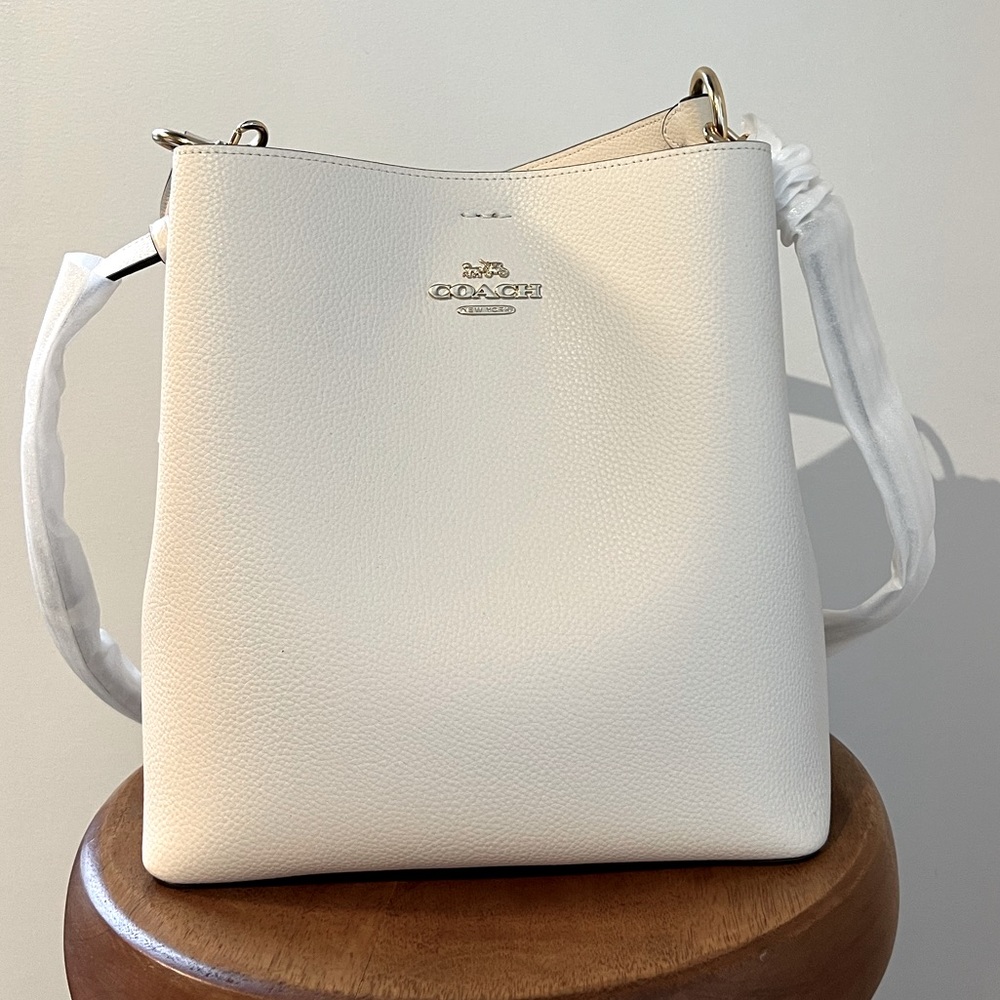Brand New Coach Handbag , almost 200$ under the price - Picture 5 of 6